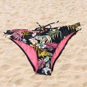 Rich Black Cheeky High Leg Swim Bottom Medium NWOT